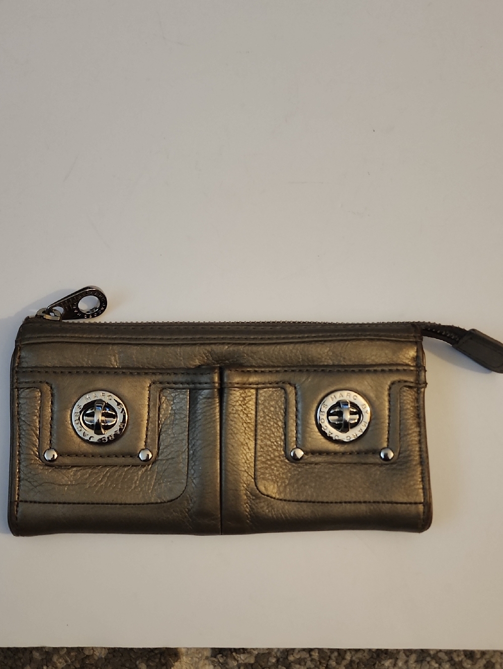 Marc By Marc Jacobs Totally Turlock Slim Zip Wallet.